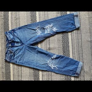 American Eagle ripped Mom Jeans